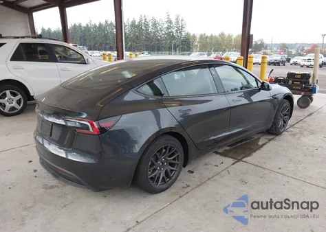 2025 Tesla Model 3 Long Range Rear-Wheel Drive из США, поврежденный, VIN 5YJ3E1EA5SF004300